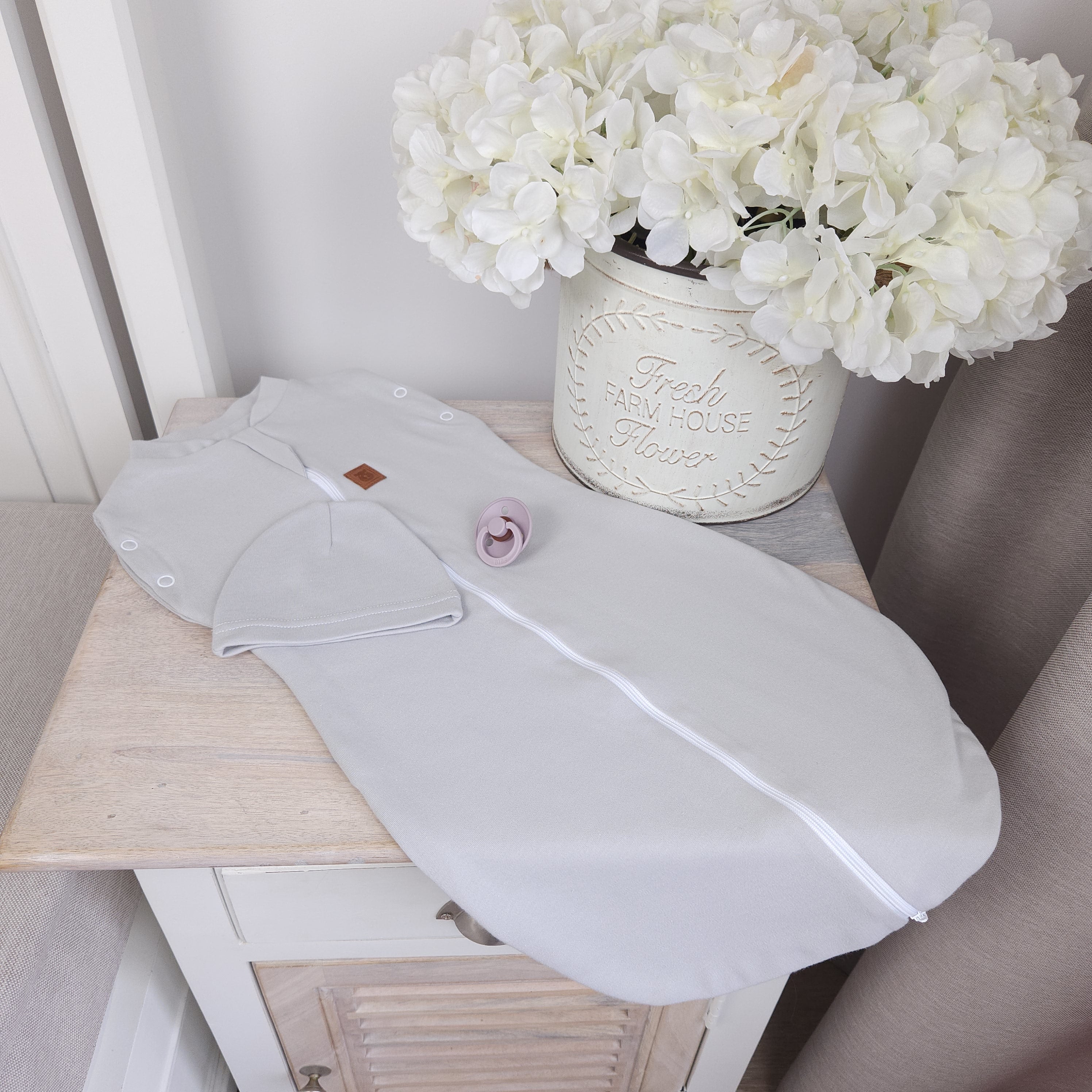 MimiNu vauvan kapalo hatulla, beige