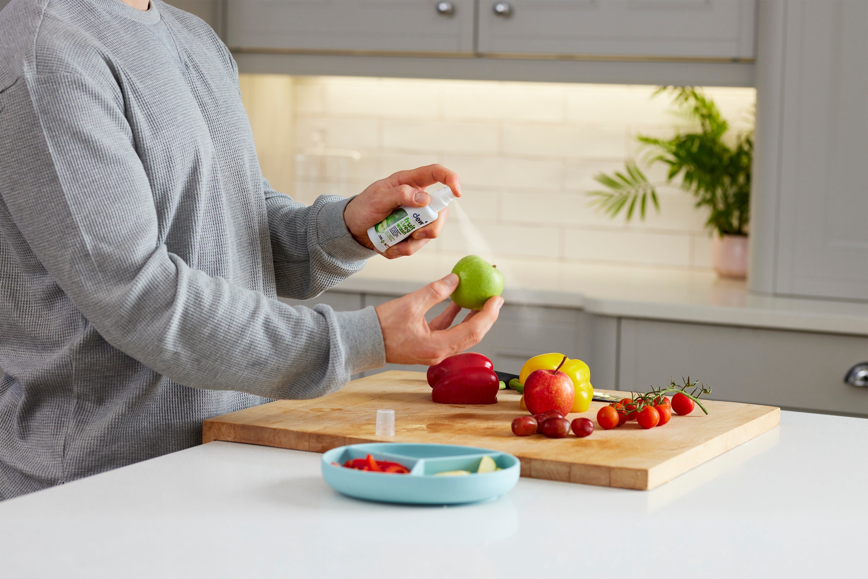 DEW Hedelmien ja vihannesten puhdistusaine – 65 ml